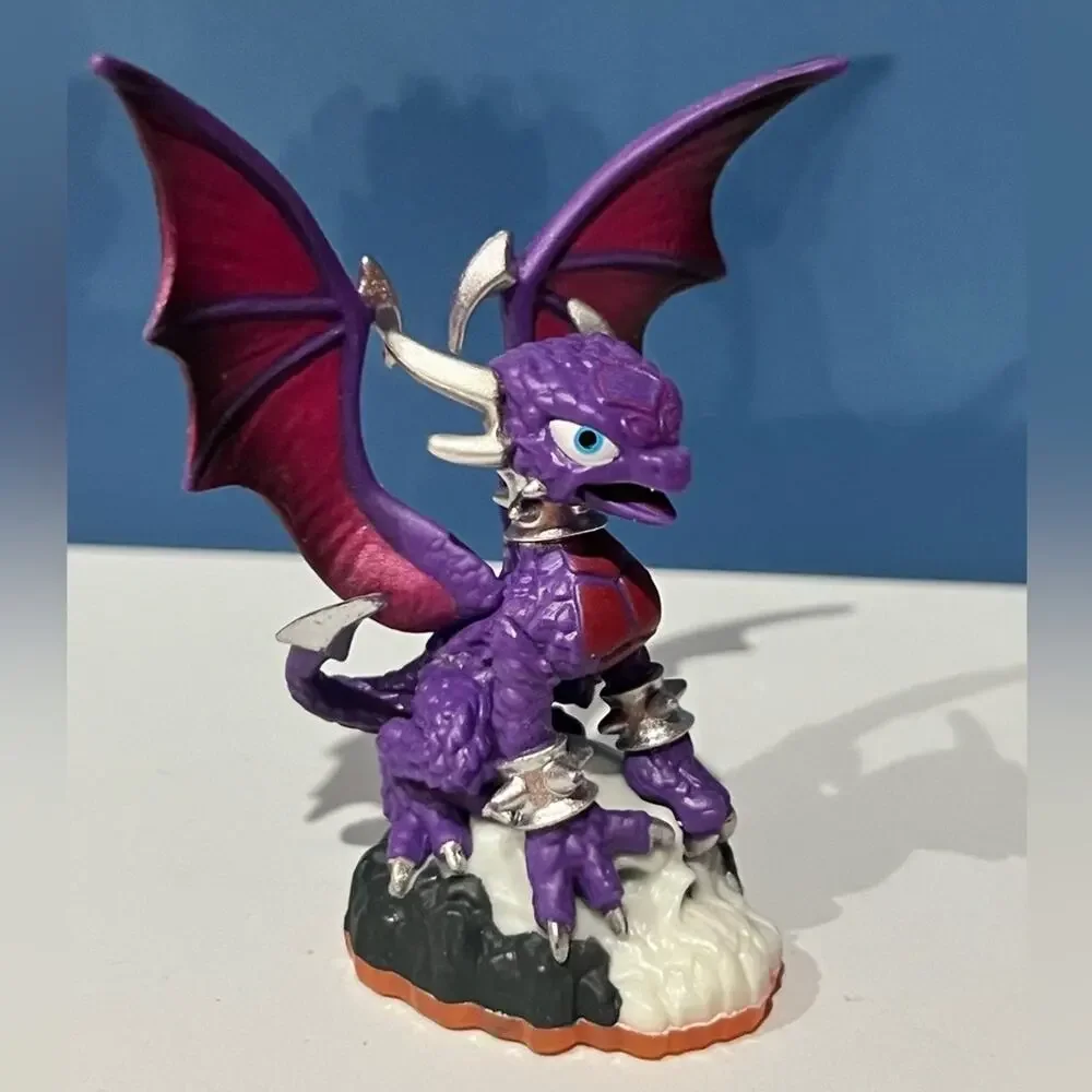 Skylanders Cynder Figure - Skylanders Gaints - Series 2
